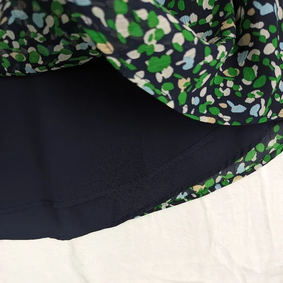 Chico's Sheer Ditsy Floral Career Wear Blouse 2 / Large Navy Blue Green - Picture 9 of 14